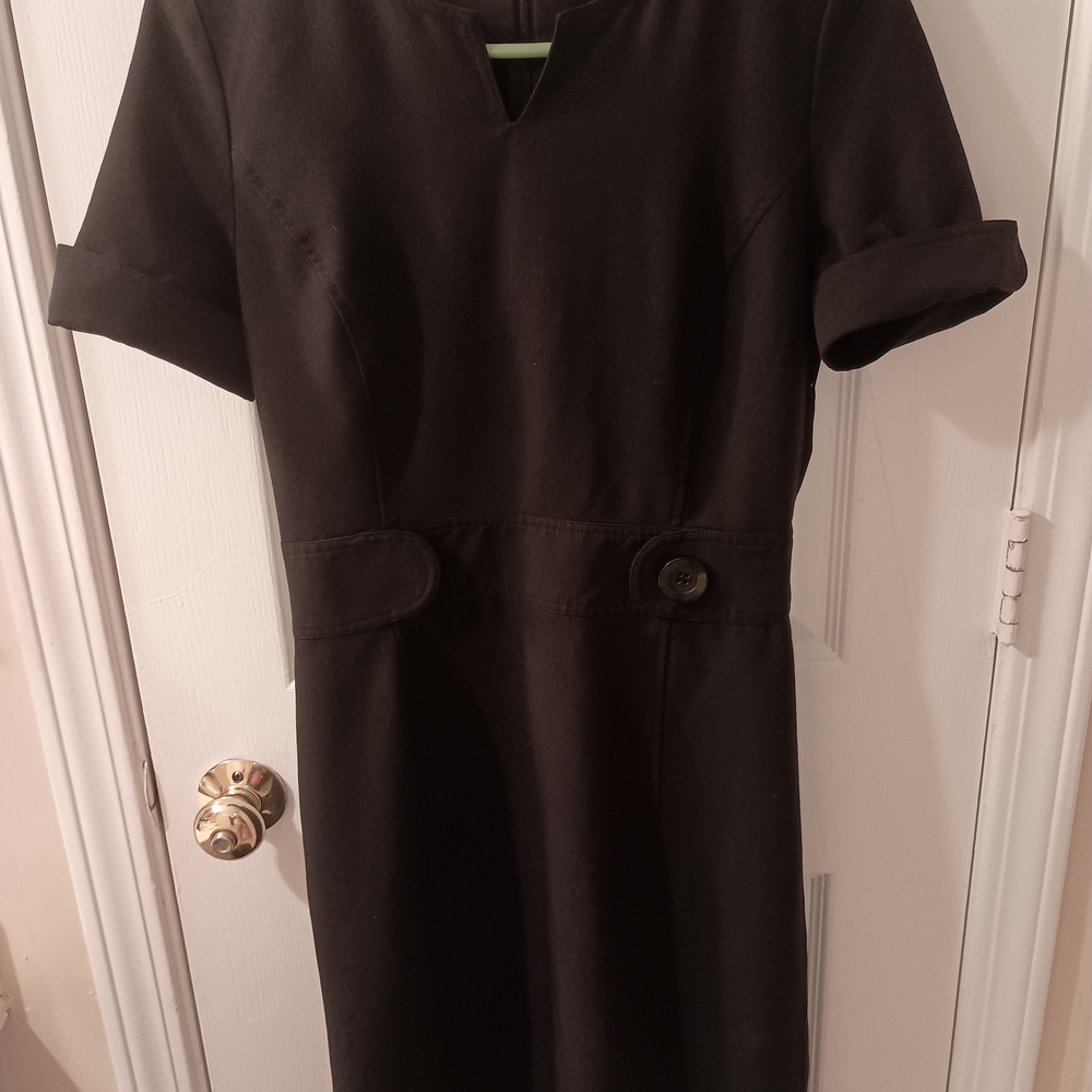 XS Chic Black Midi Dress